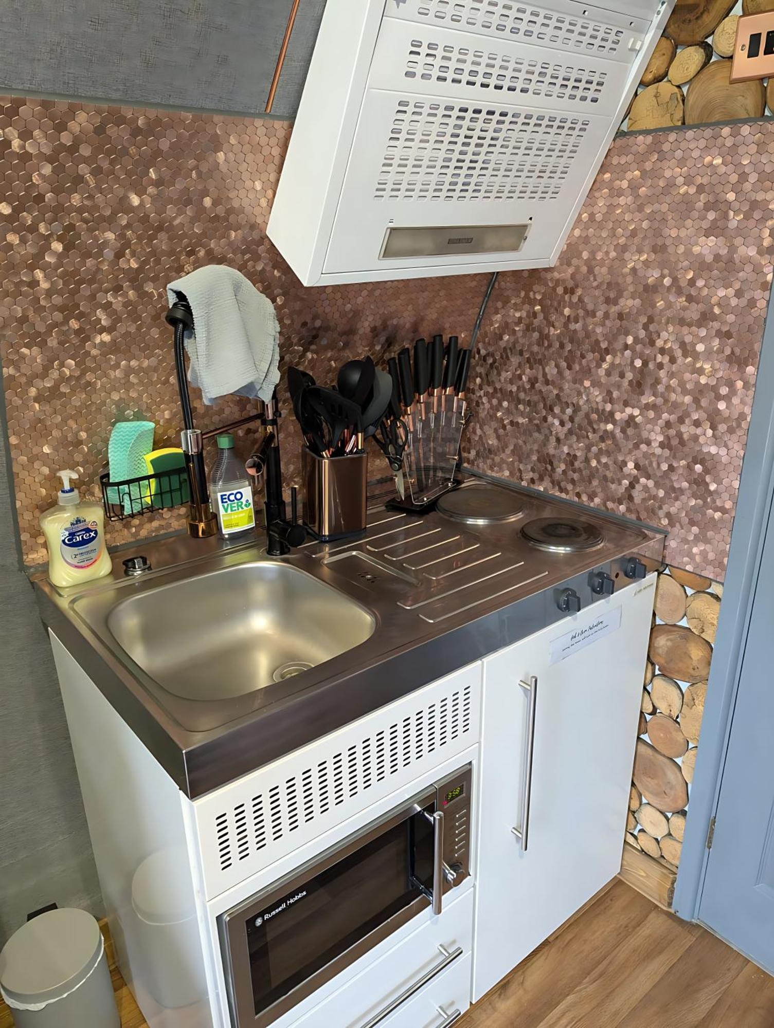 Caplor Glamping & Lodges ヘレフォード エクステリア 写真