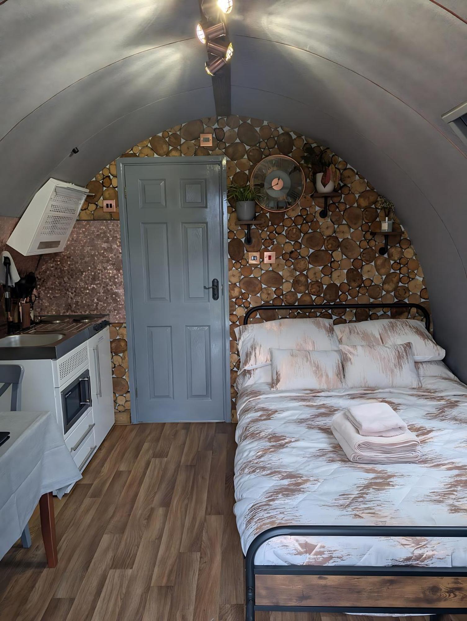 Caplor Glamping & Lodges ヘレフォード エクステリア 写真