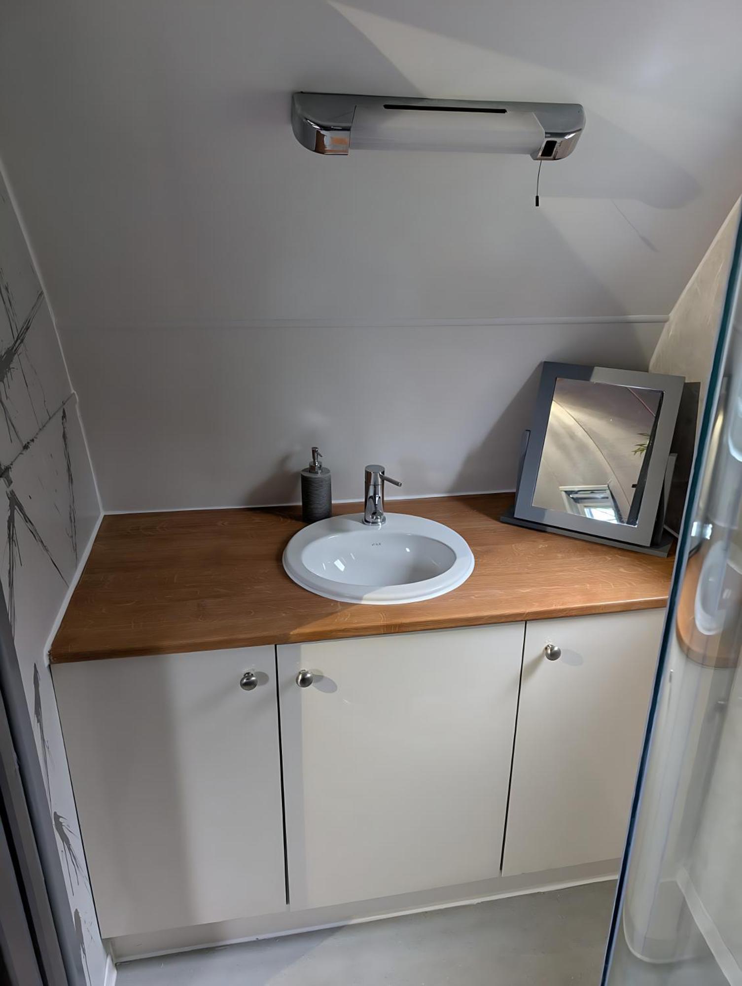 Caplor Glamping & Lodges ヘレフォード エクステリア 写真