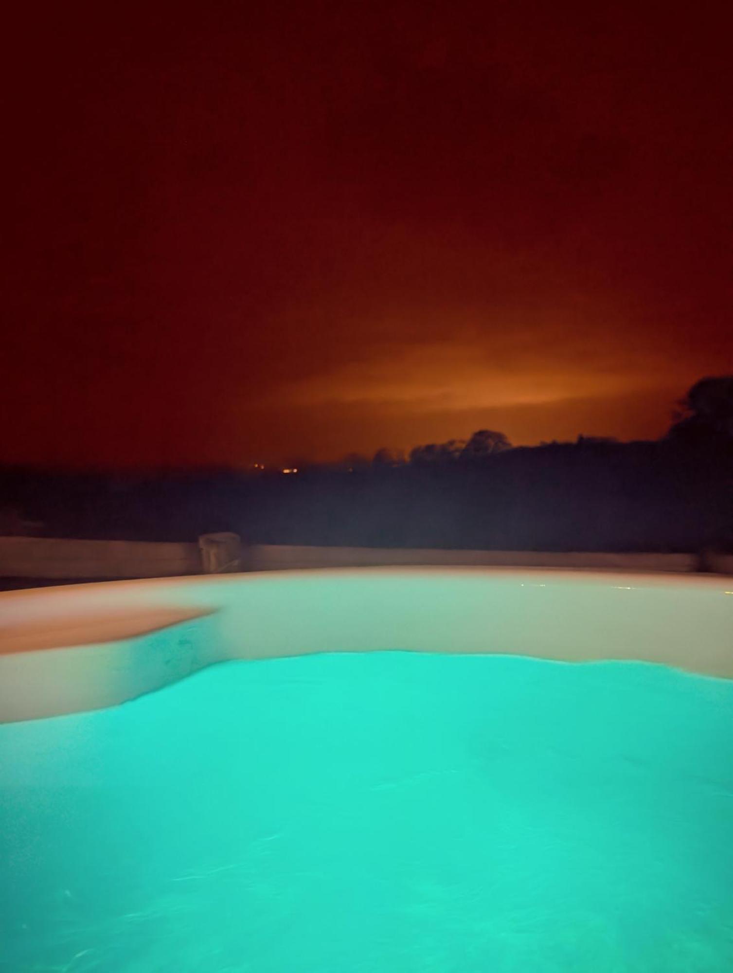Caplor Glamping & Lodges ヘレフォード エクステリア 写真