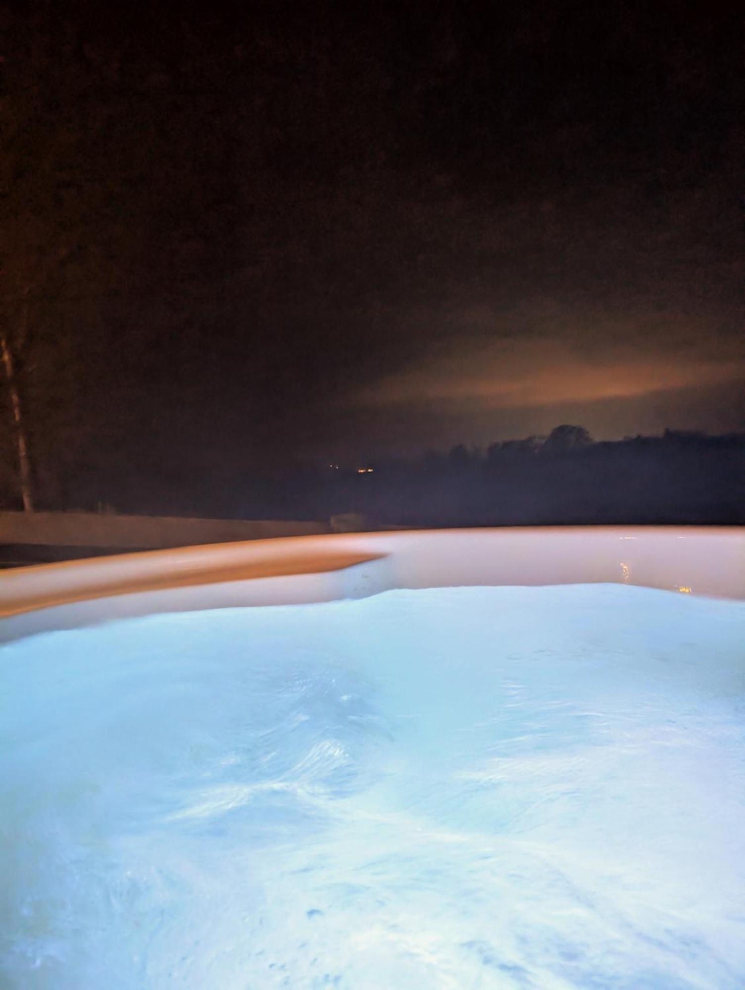 Caplor Glamping & Lodges ヘレフォード エクステリア 写真